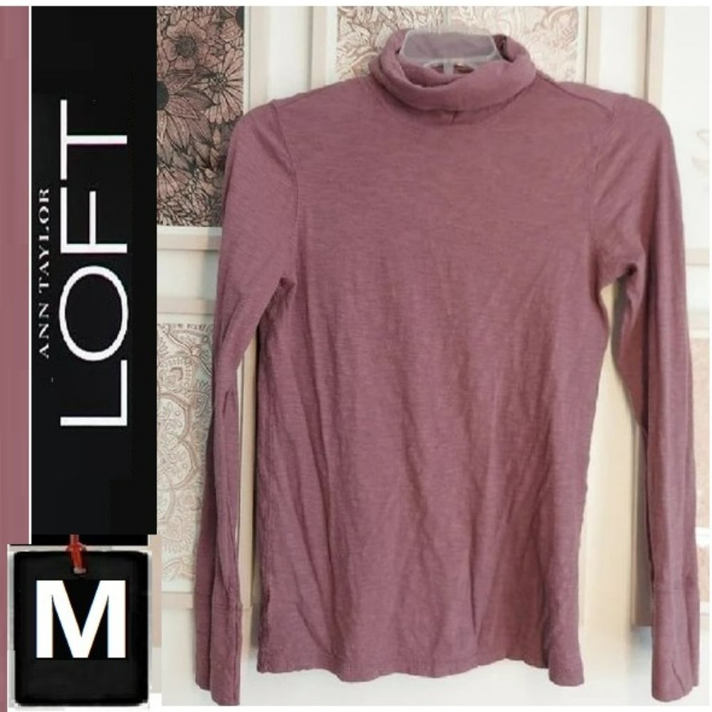 🎁 10/$25- Loft turtleneck, light purple, size medium